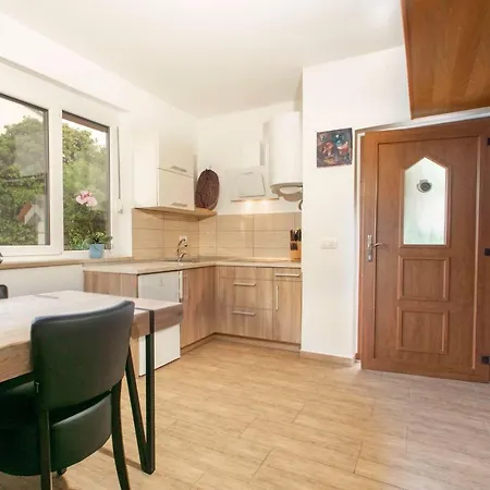Apartmaji Pri Bosi Nogi Izola Exterior foto
