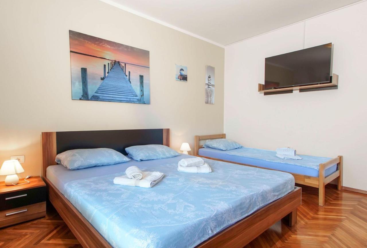 Apartmaji Pri Bosi Nogi * Izola