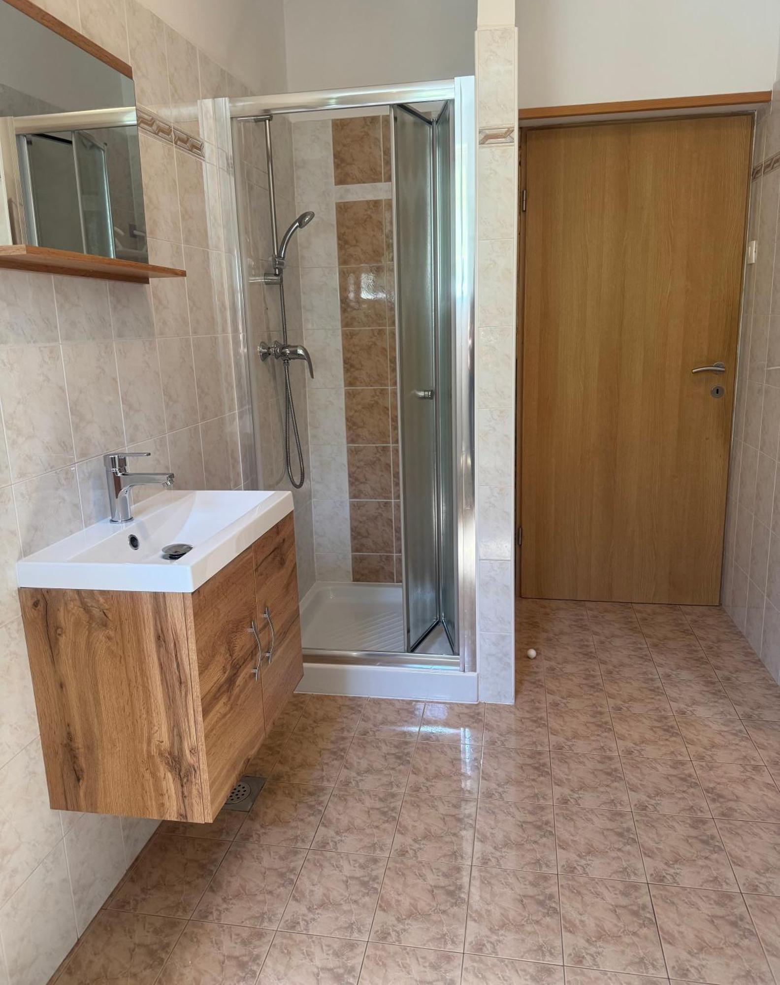 Apartament Apartmaji Pri Bosi Nogi *